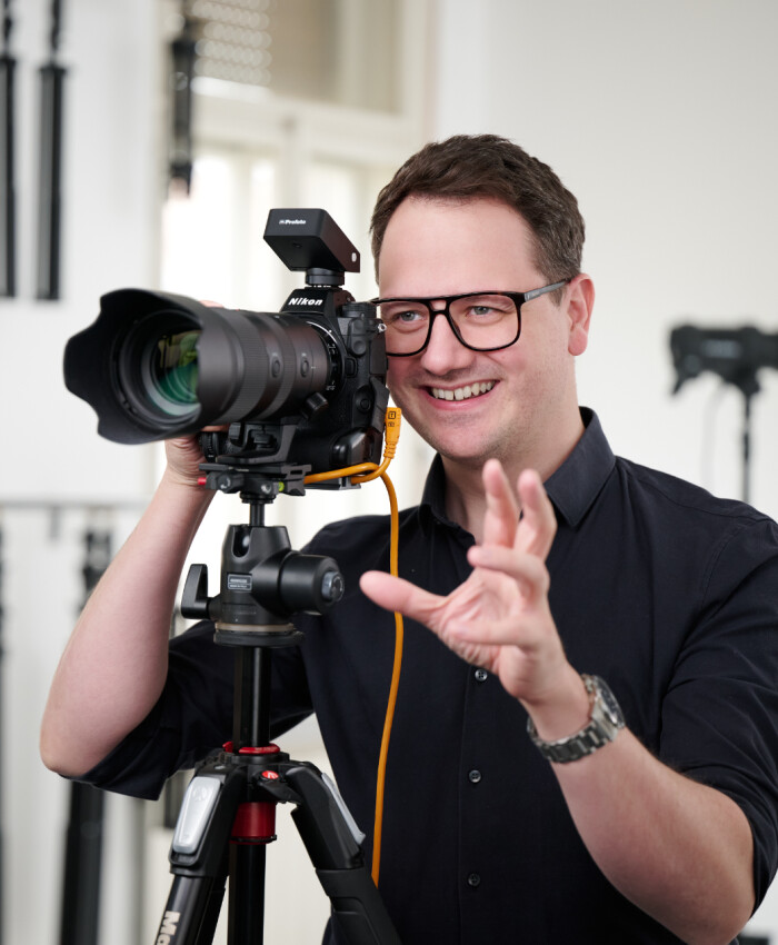 Tóth Balázs headshot és portré fotós