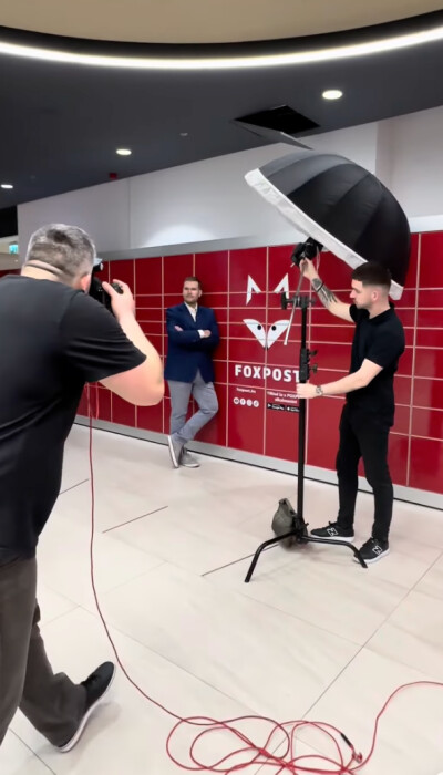 A FoxPost vezérigazgatójának fotózása - TB Studio Kft.