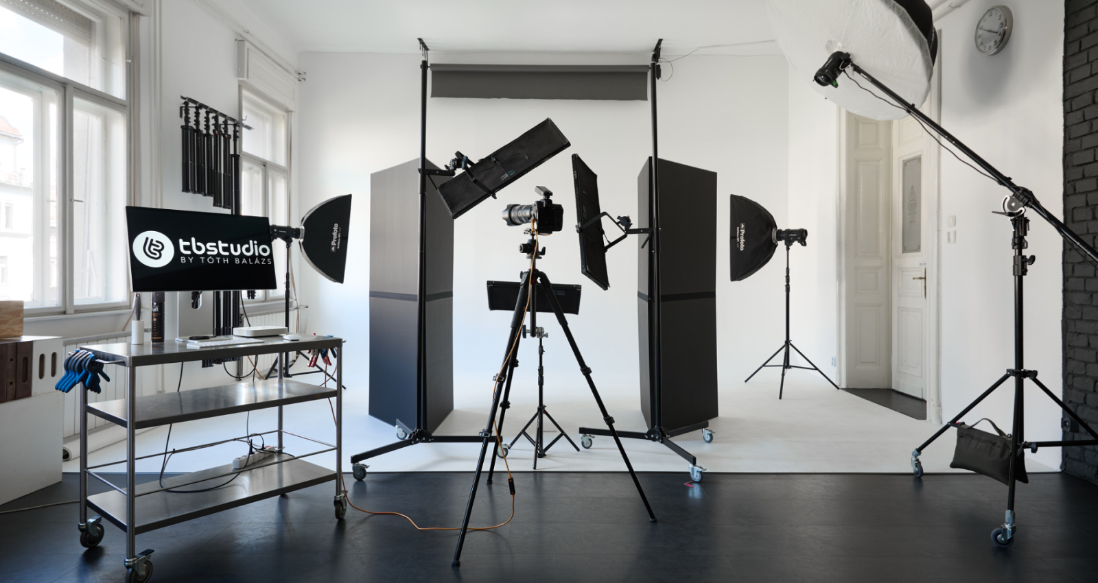 TB Studio Kft. - Minden portré más. Pont ez a lényeg.